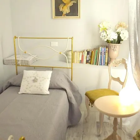 With 4 Bedrooms In With Wifi 8 Km From The Beach Lägenhet Ravenna