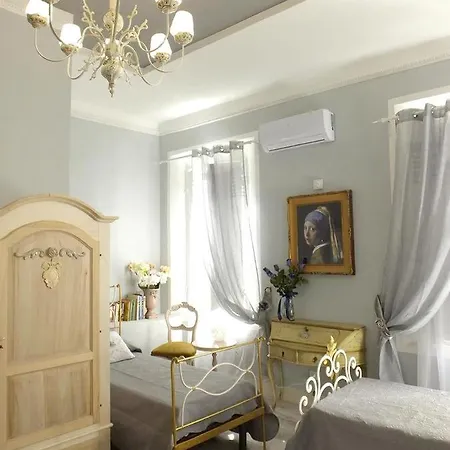 With 4 Bedrooms In With Wifi 8 Km From The Beach Apartman Ravenna